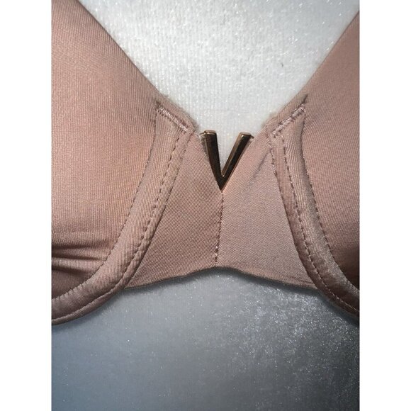 Victoria’s Secret Thin Lined Underwire Multi-Way Strapless Bra 32DDD Beige Q - Picture 2 of 7